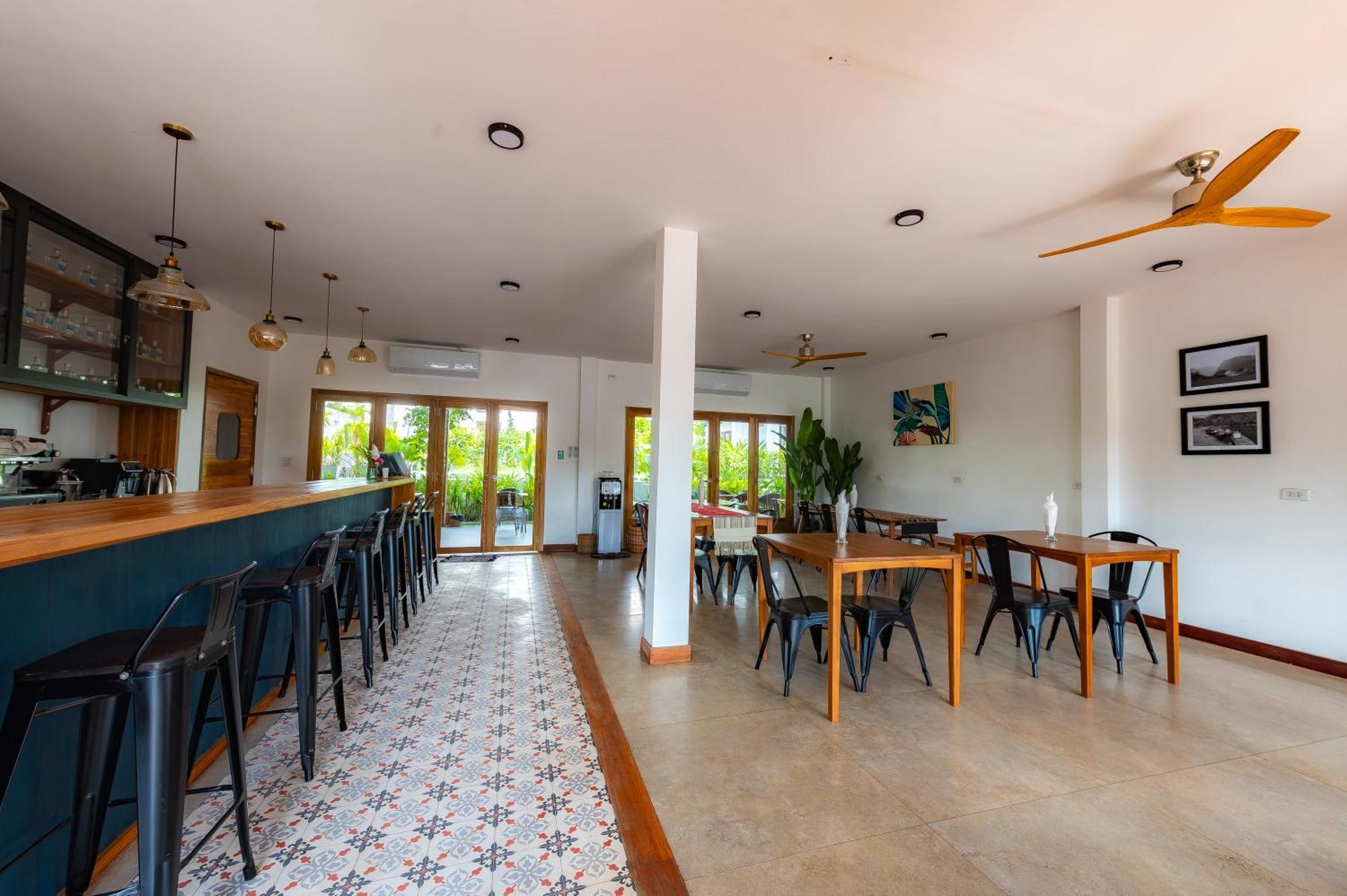 Madilao Hotel Luang Prabang Exterior photo