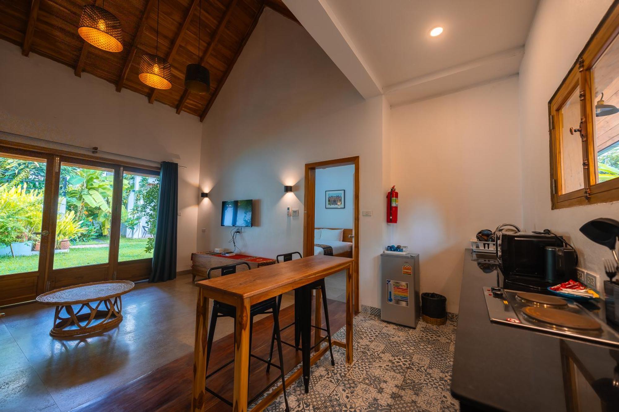 Madilao Hotel Luang Prabang Exterior photo